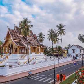 Villa Phathana Hotel